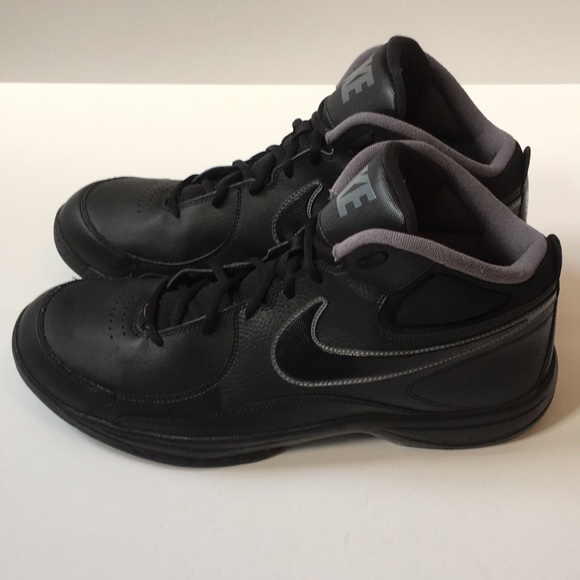 nike overplay basketball shoes